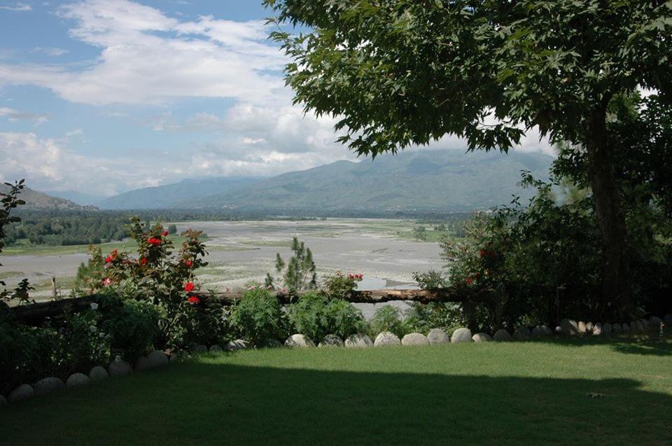Rock City Resort Mingora Eksteriør bilde